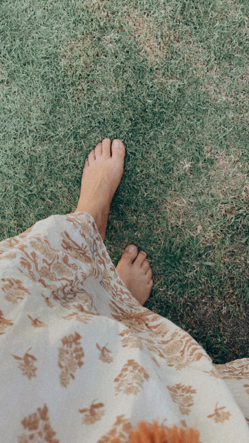 Ground yourself - How Earthing benefits the Body